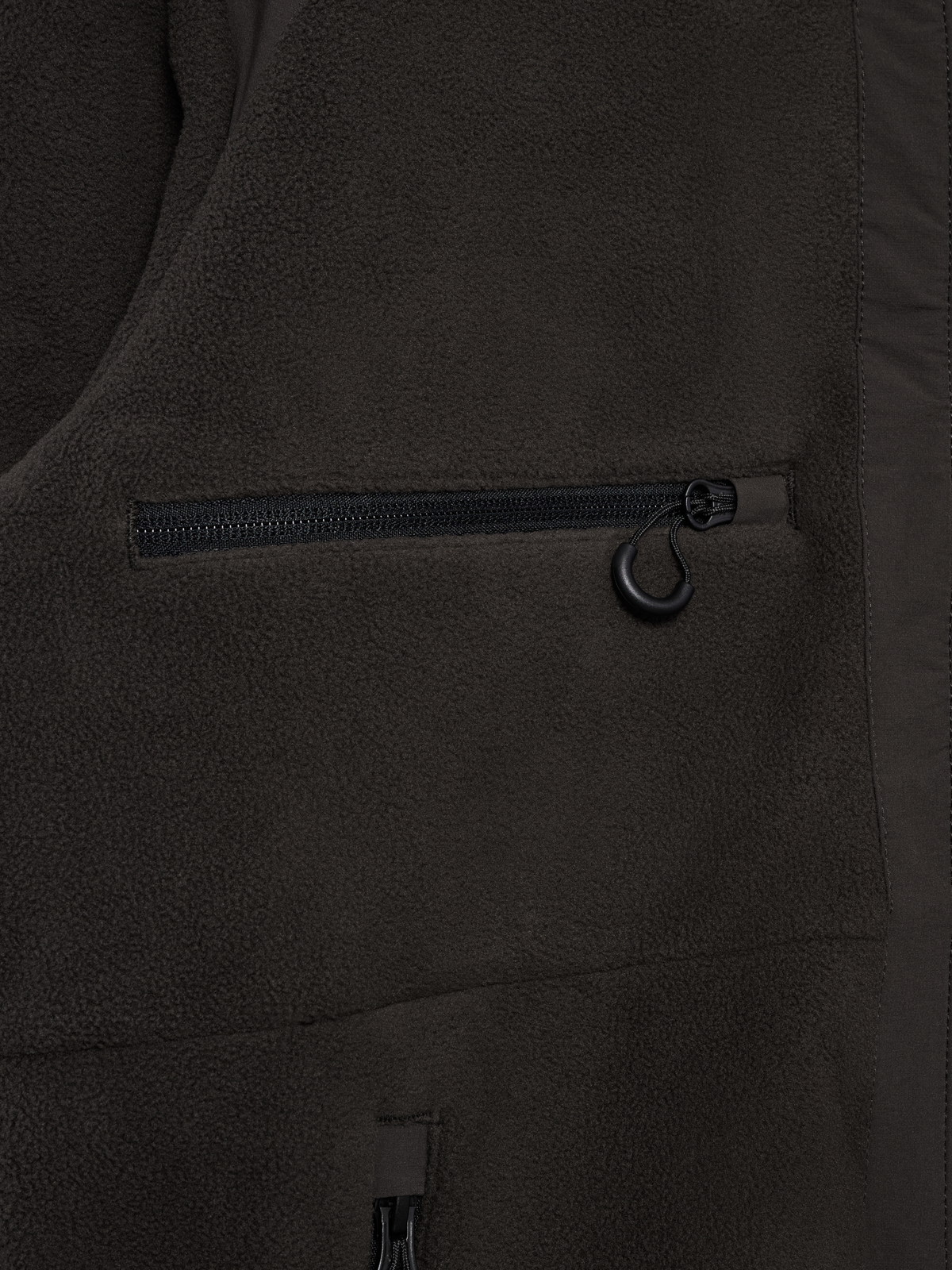HALO PANELED FLEECE JACKET