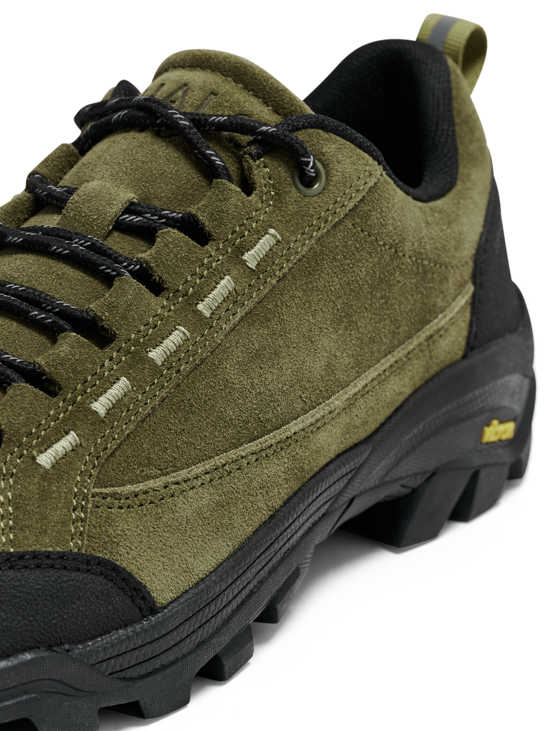 HALO TERRA SUEDE SNEAKER
